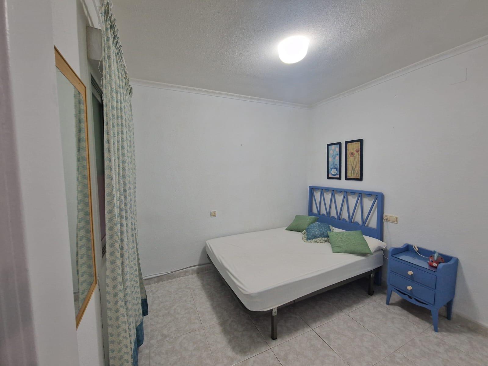 Apartamento en Torrevieja, Alicante, España 3 dormitorios, 120 m2 No. 189664