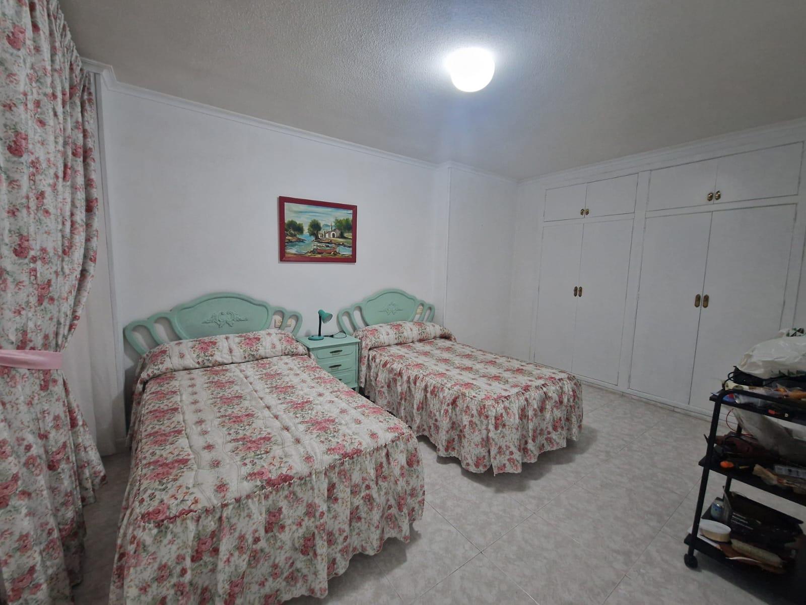Apartamento en Torrevieja, Alicante, España 3 dormitorios, 120 m2 No. 189664