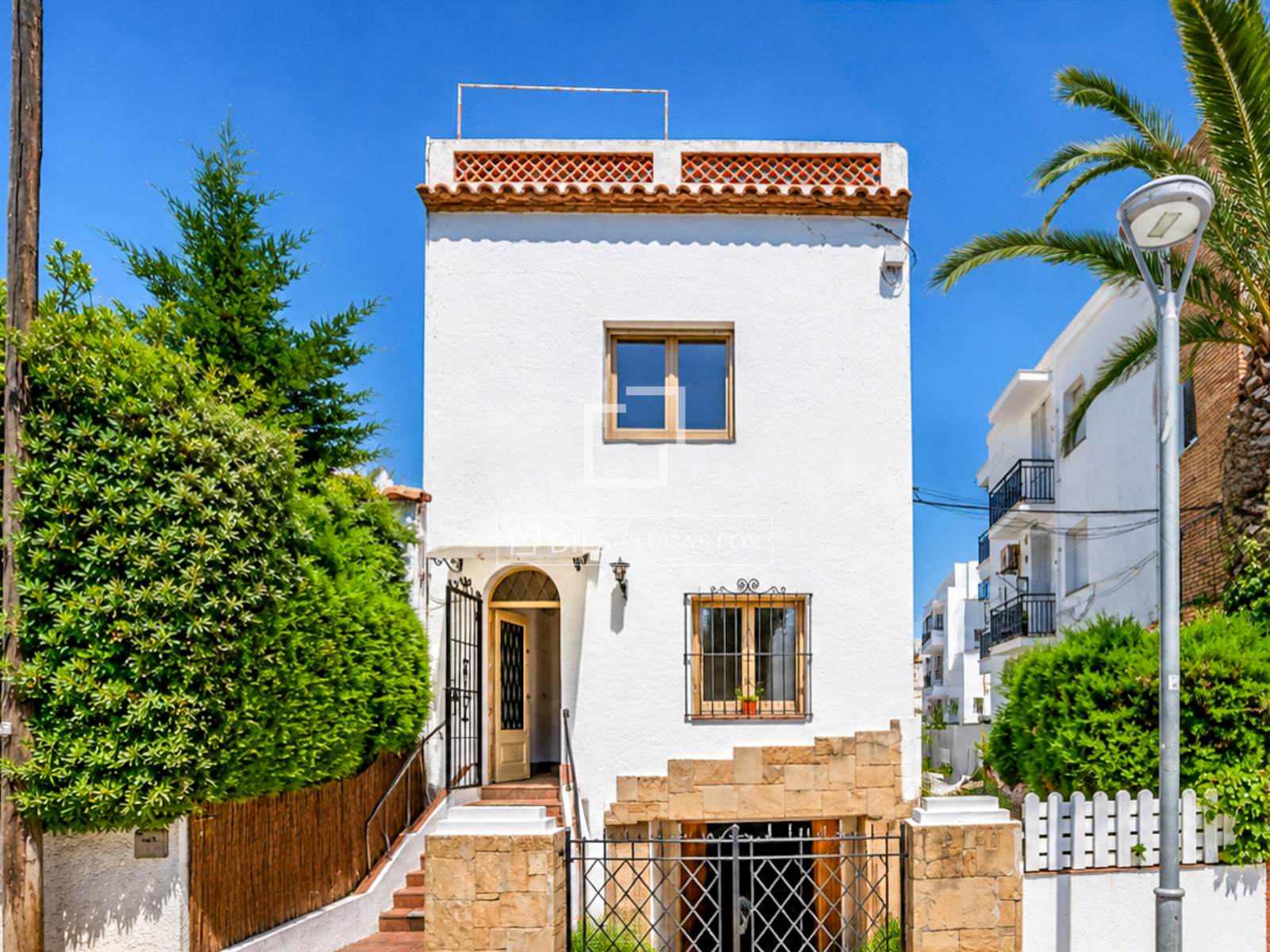 Villa à Sitges, Barcelona, Espagne 4 chambres, 174 m2 No. 192737