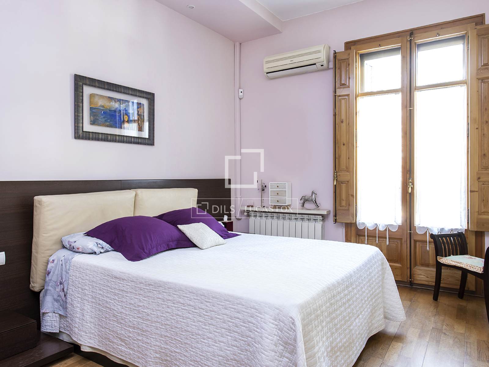 Apartment in Barcelona, Spain 3 bedrooms, 137 sq.m. No. 192741
