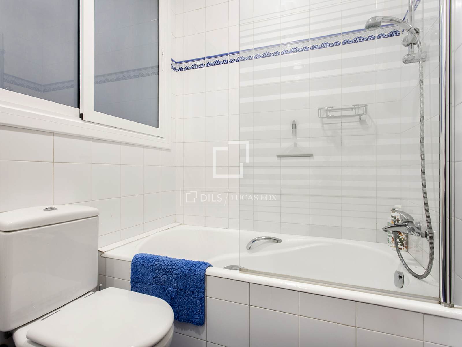 Apartment in Barcelona, Spain 3 bedrooms, 137 sq.m. No. 192741