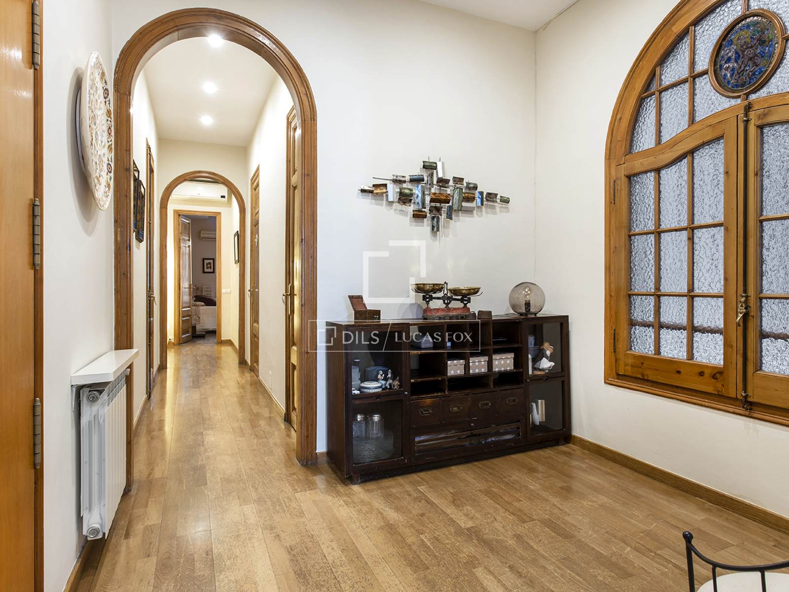 Apartment in Barcelona, Spain 3 bedrooms, 137 sq.m. No. 192741