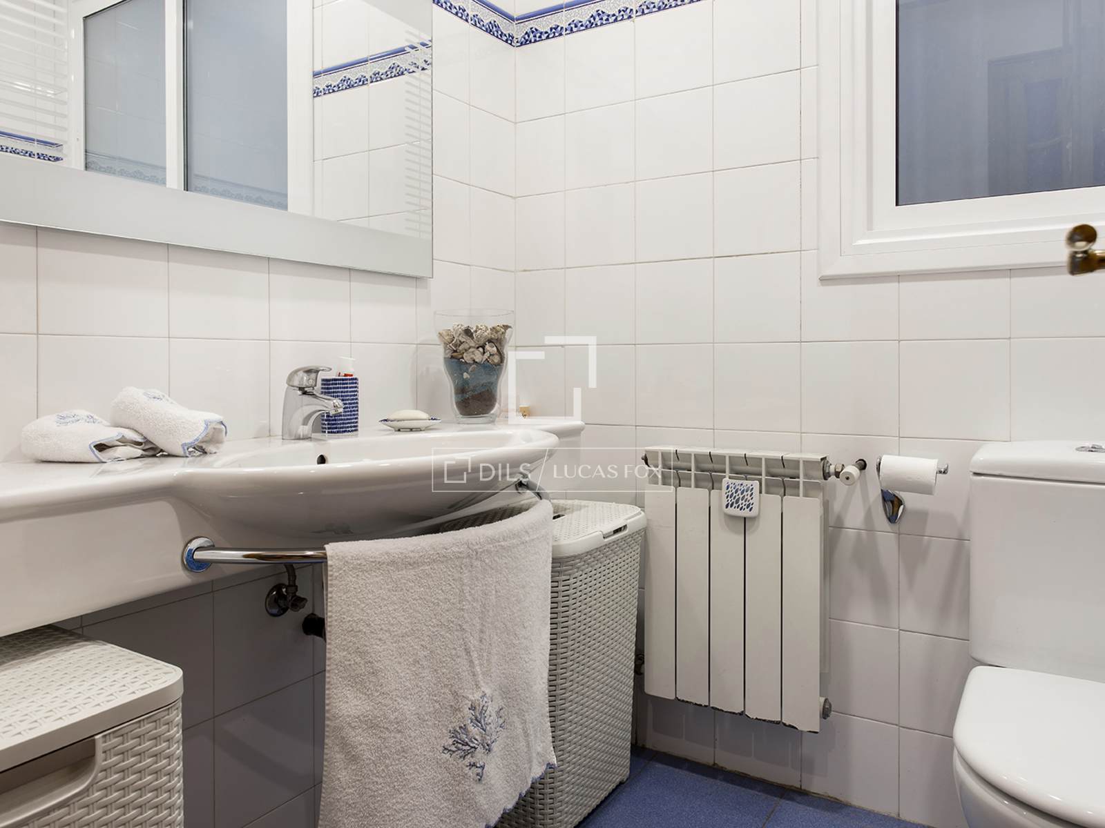 Apartment in Barcelona, Spain 3 bedrooms, 137 sq.m. No. 192741