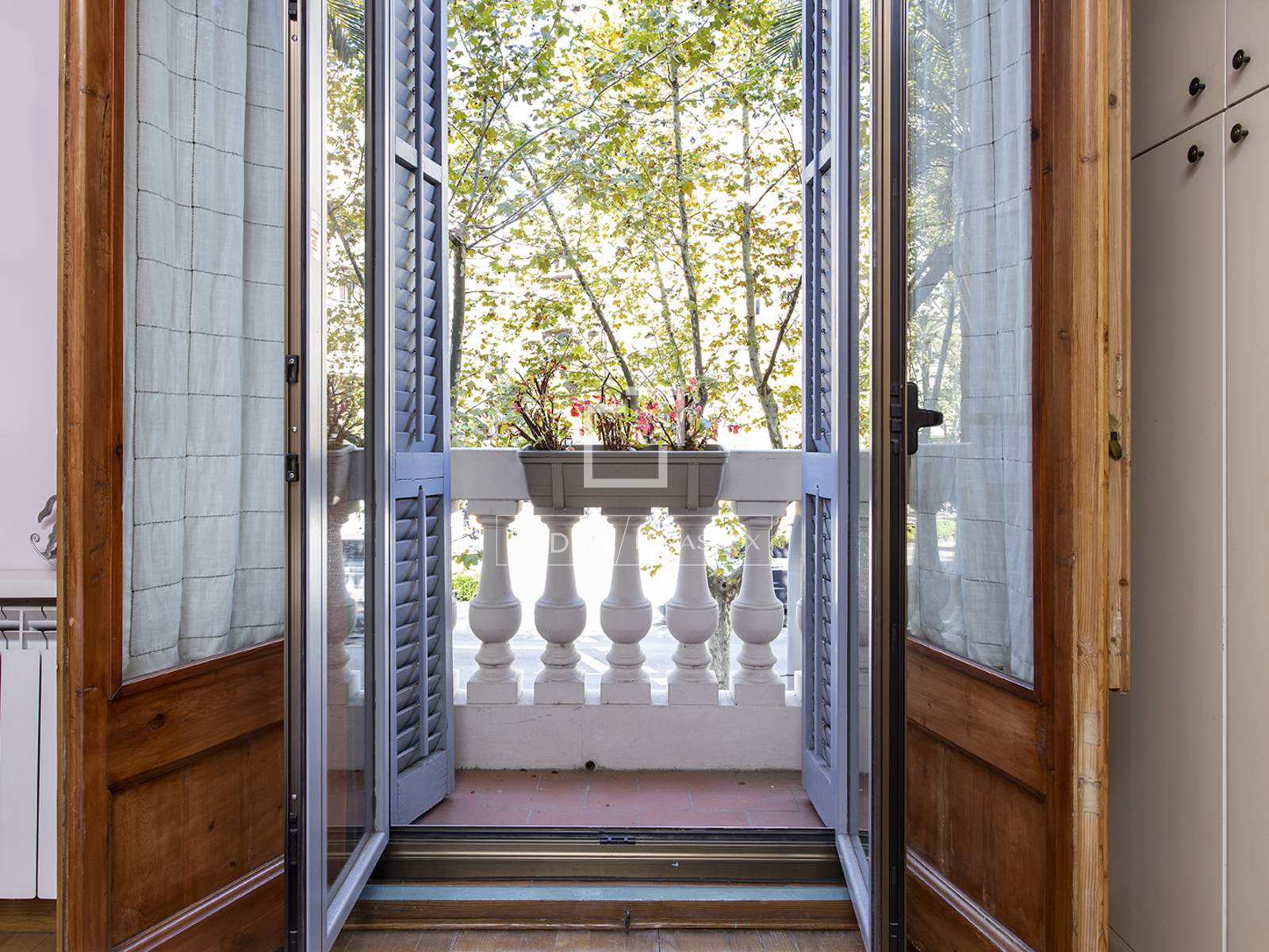 Apartment in Barcelona, Spain 3 bedrooms, 137 sq.m. No. 192741