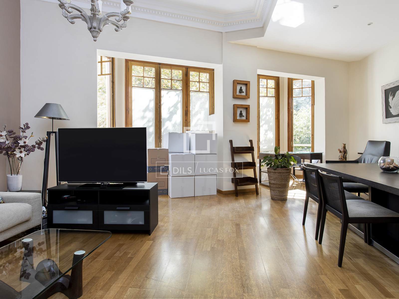 Apartment in Barcelona, Spain 3 bedrooms, 137 sq.m. No. 192741