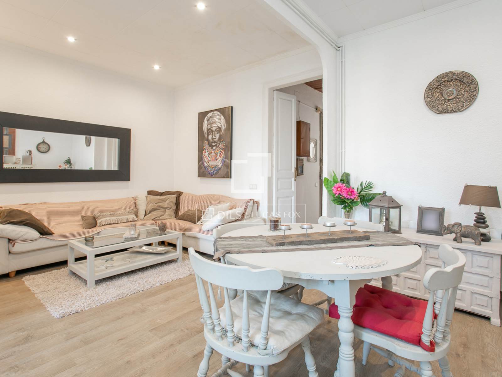 Apartment in Barcelona, Spain 3 bedrooms, 85 sq.m. No. 192740