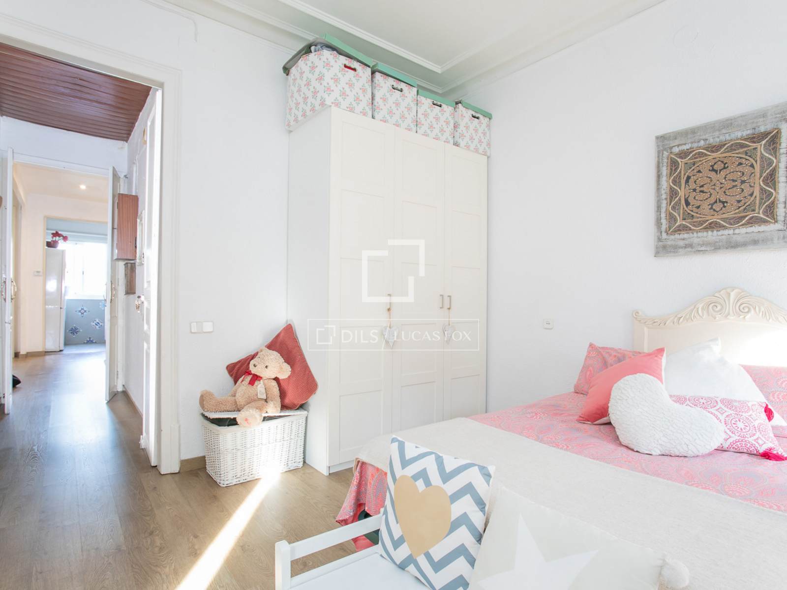 Apartment in Barcelona, Spain 3 bedrooms, 85 sq.m. No. 192740