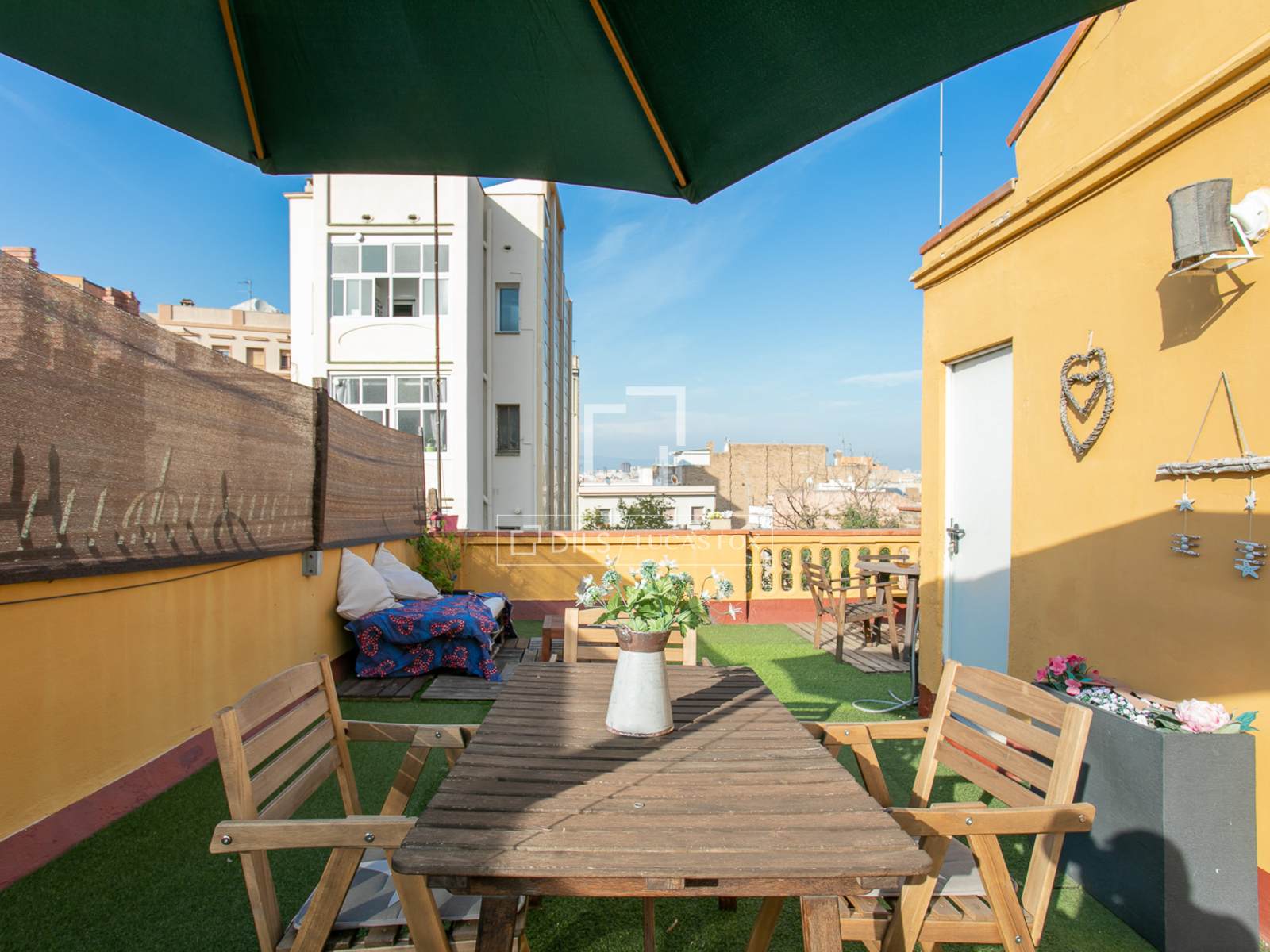 Apartment in Barcelona, Spain 3 bedrooms, 85 sq.m. No. 192740