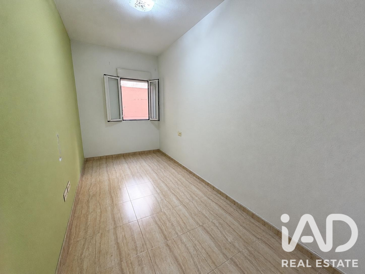Lägenhet i Alicante, Spanien 3 sovrum, 120 kvm. Nr. 192100