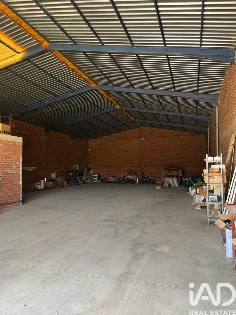 Commercial property in Pobladura De Pelayo Garcia, Leon, Spain 410 sq.m. No. 192103