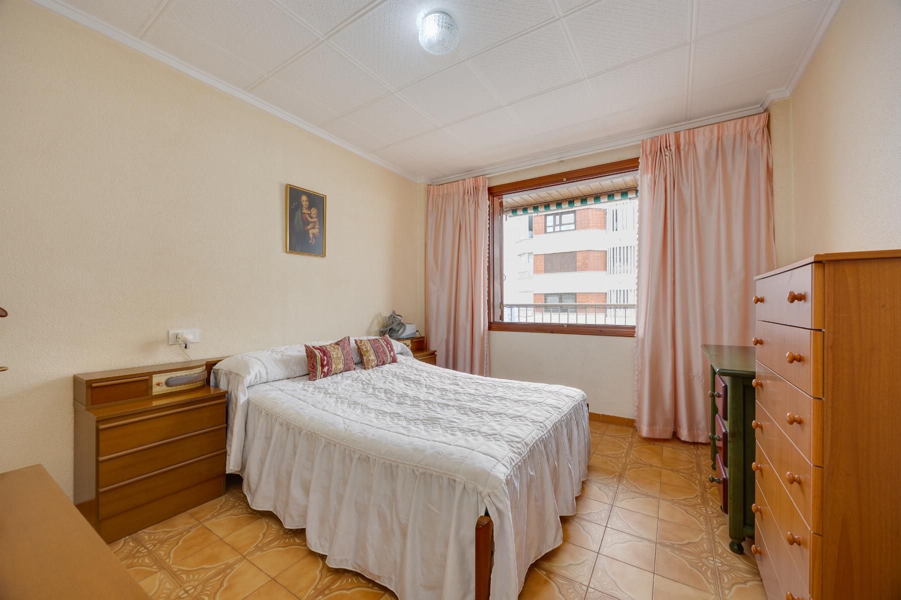 Apartment in Torrevieja, Alicante, Spain 100 sq.m. No. 192259