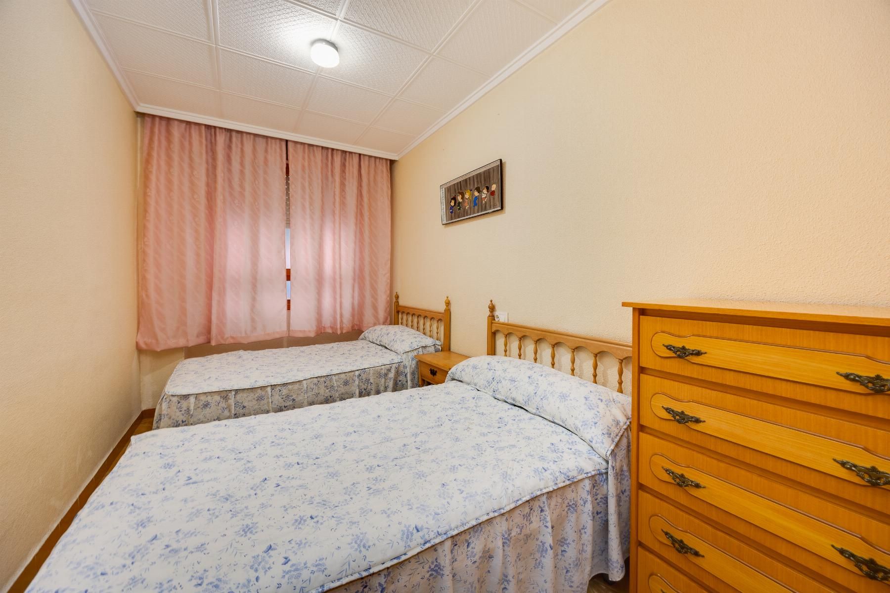 Apartment in Torrevieja, Alicante, Spain 100 sq.m. No. 192259