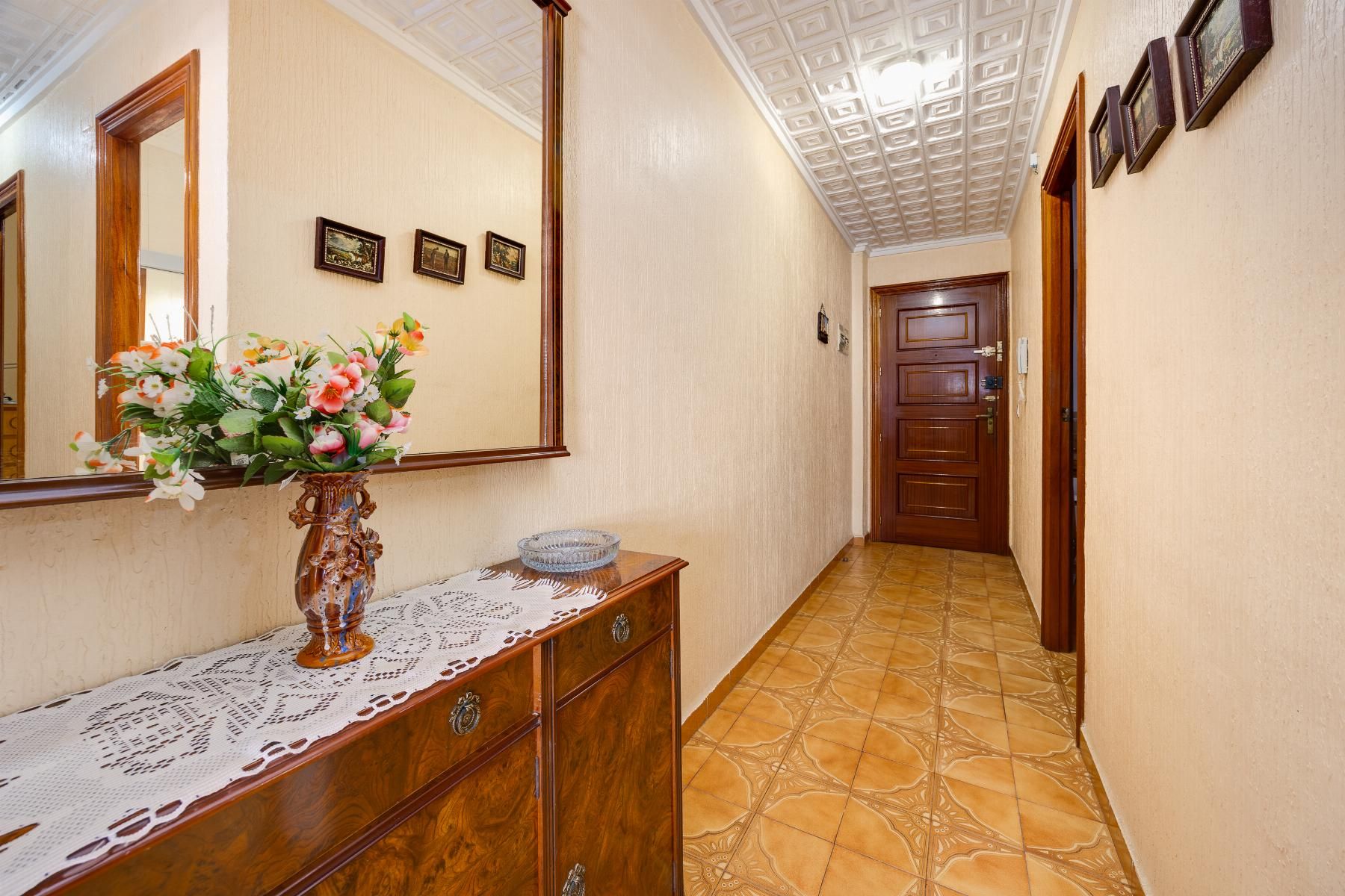 Apartment in Torrevieja, Alicante, Spain 100 sq.m. No. 192259