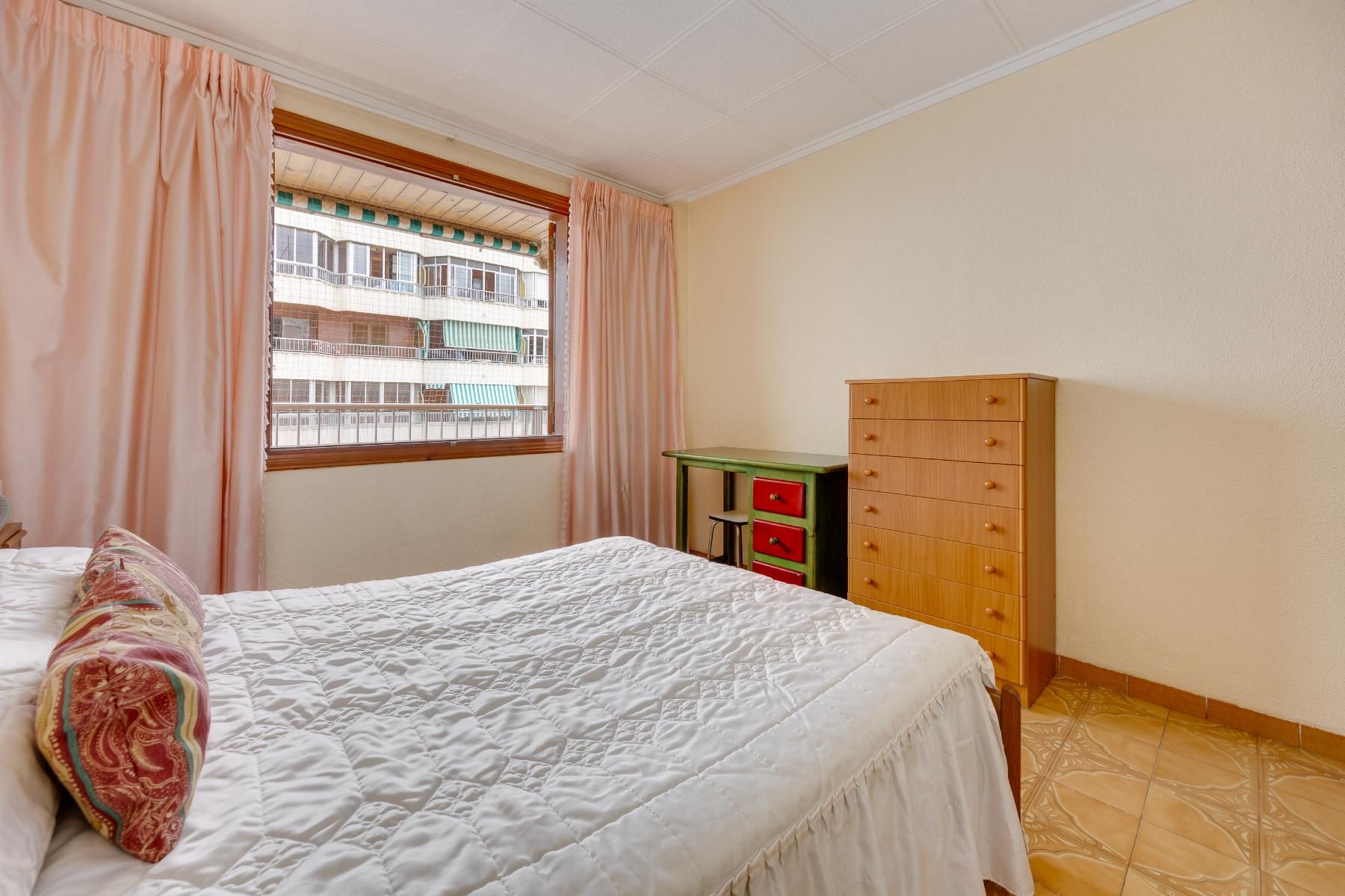 Apartment in Torrevieja, Alicante, Spain 100 sq.m. No. 192259