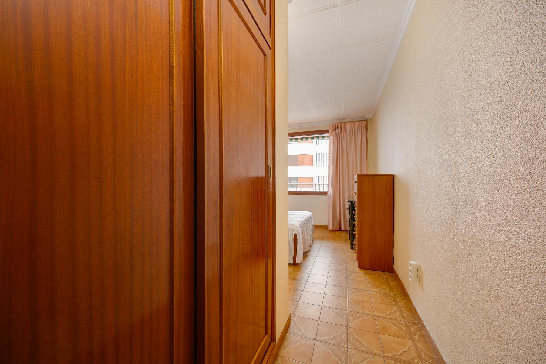 Apartment in Torrevieja, Alicante, Spain 100 sq.m. No. 192259