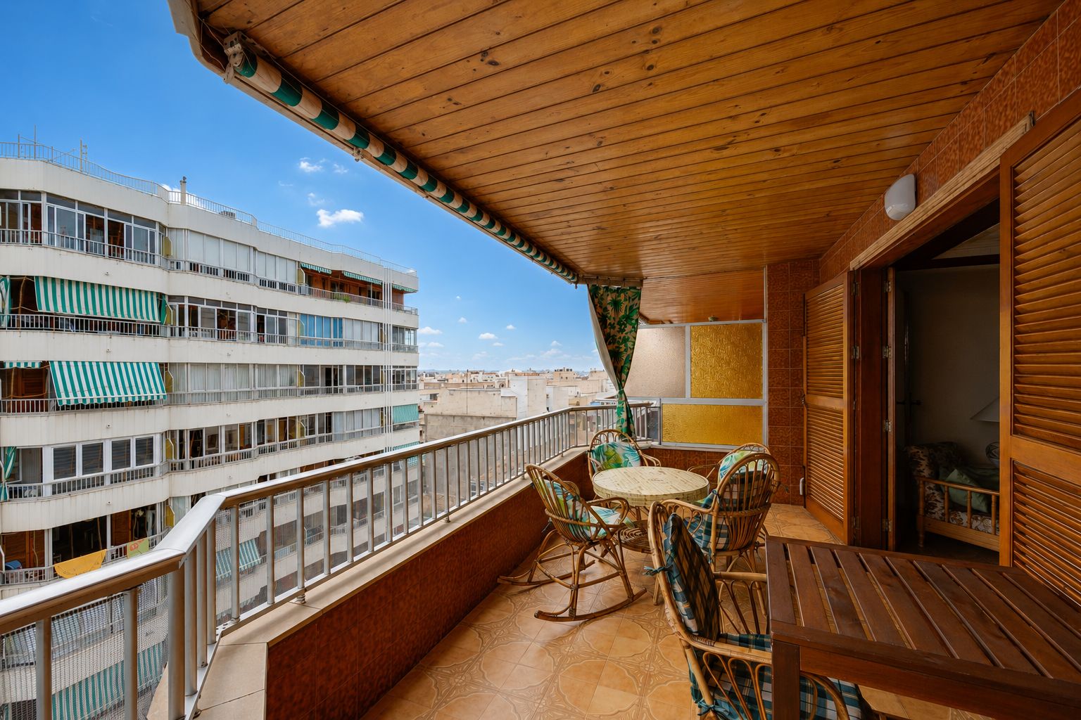 Apartment in Torrevieja, Alicante, Spain 100 sq.m. No. 192259