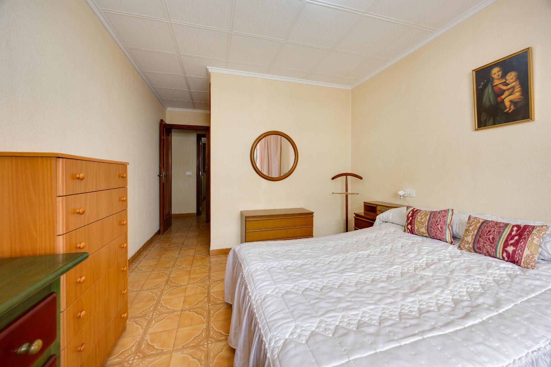 Apartment in Torrevieja, Alicante, Spain 100 sq.m. No. 192259