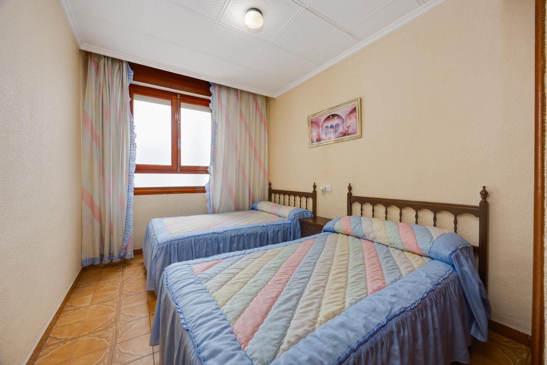 Apartment in Torrevieja, Alicante, Spain 100 sq.m. No. 192259