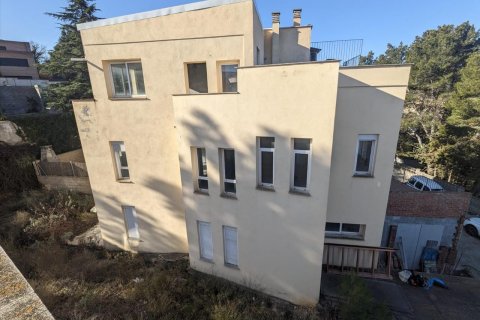 Māja Barcelona, Spānijā 3 istabas, 180 m2 Nr. 191333