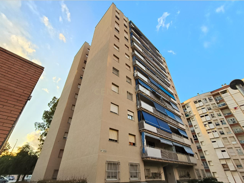 Dzīvoklis Sabadell, Barcelona, Spānijā 3 istabas, 99 m2 Nr. 191119