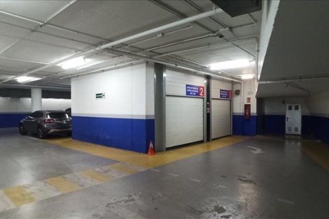 Garage in Barcelona, Spain 21 sq.m. No. 191343