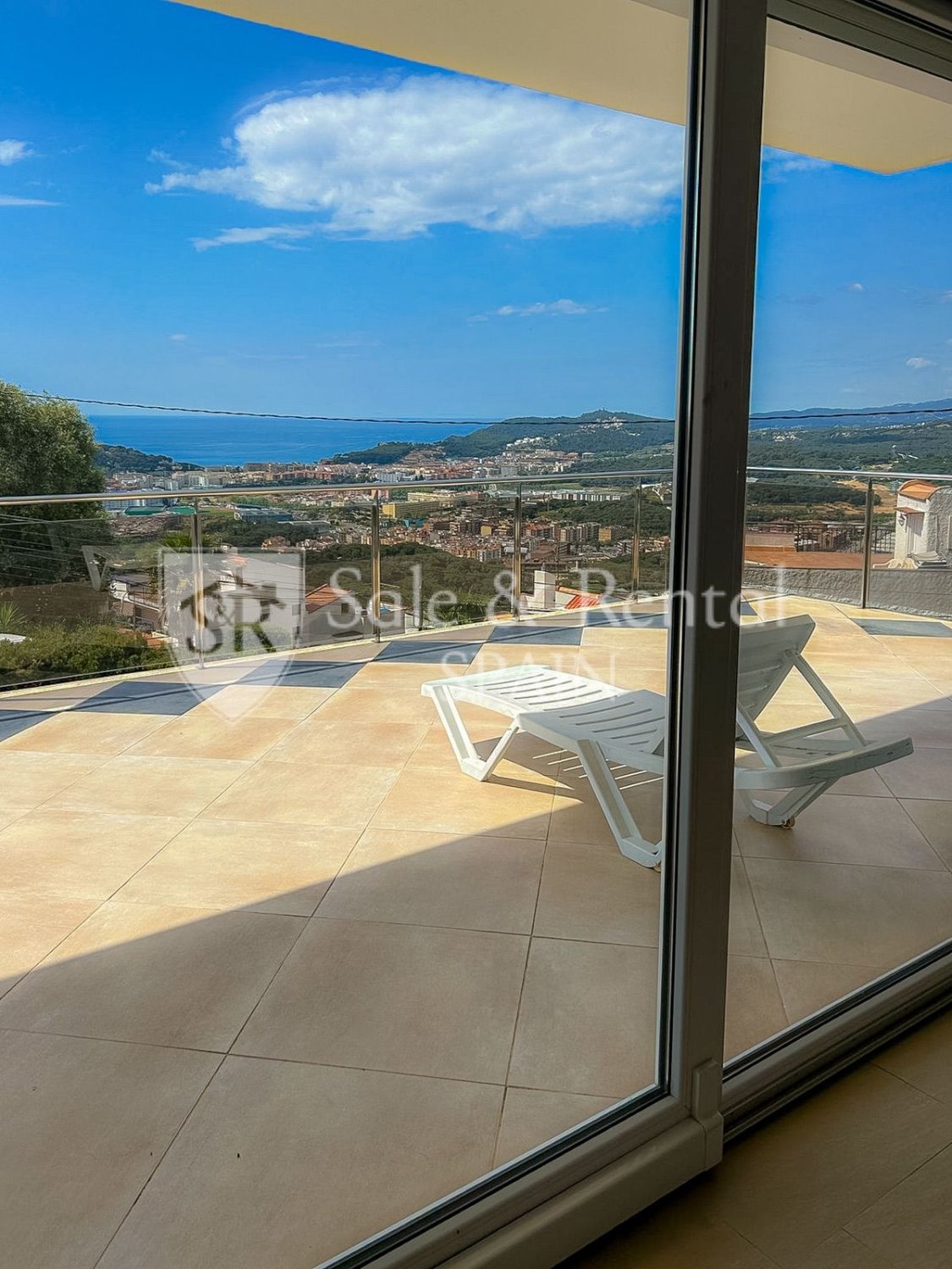 House in Lloret de Mar, Girona, Spain 4 bedrooms, 270 sq.m. No. 166388