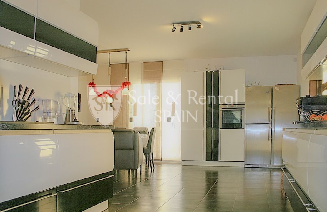 House in Lloret de Mar, Girona, Spain 4 bedrooms, 270 sq.m. No. 166388