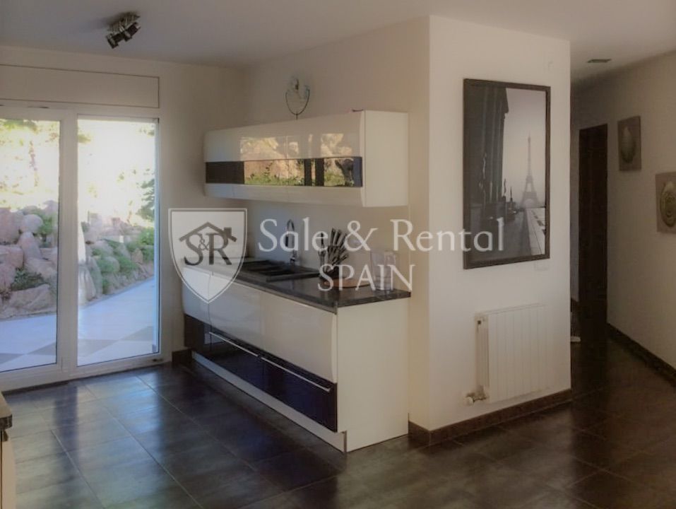 House in Lloret de Mar, Girona, Spain 4 bedrooms, 270 sq.m. No. 166388