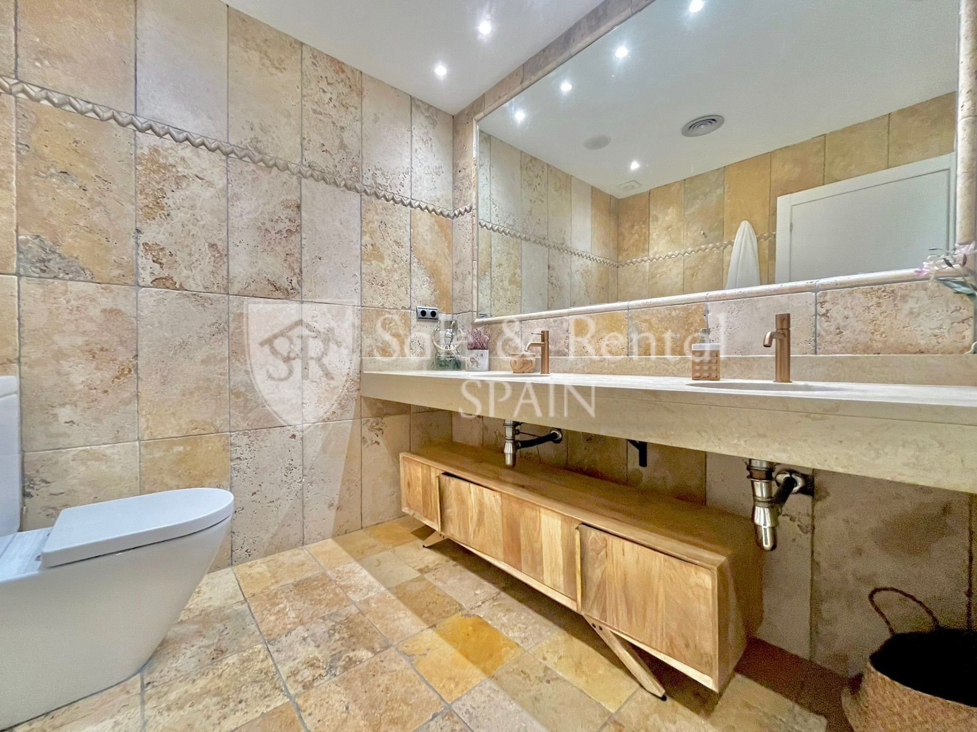 Дом в Бланес, Герона, Испания 5 спален, 347м2 №166385