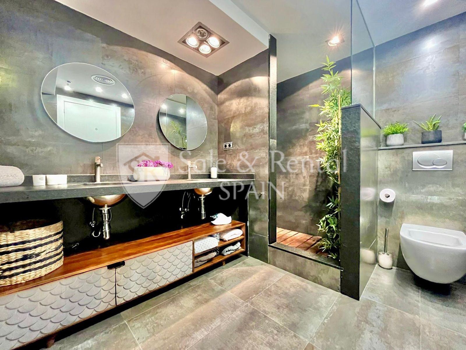 Дом в Бланес, Герона, Испания 5 спален, 347м2 №166385