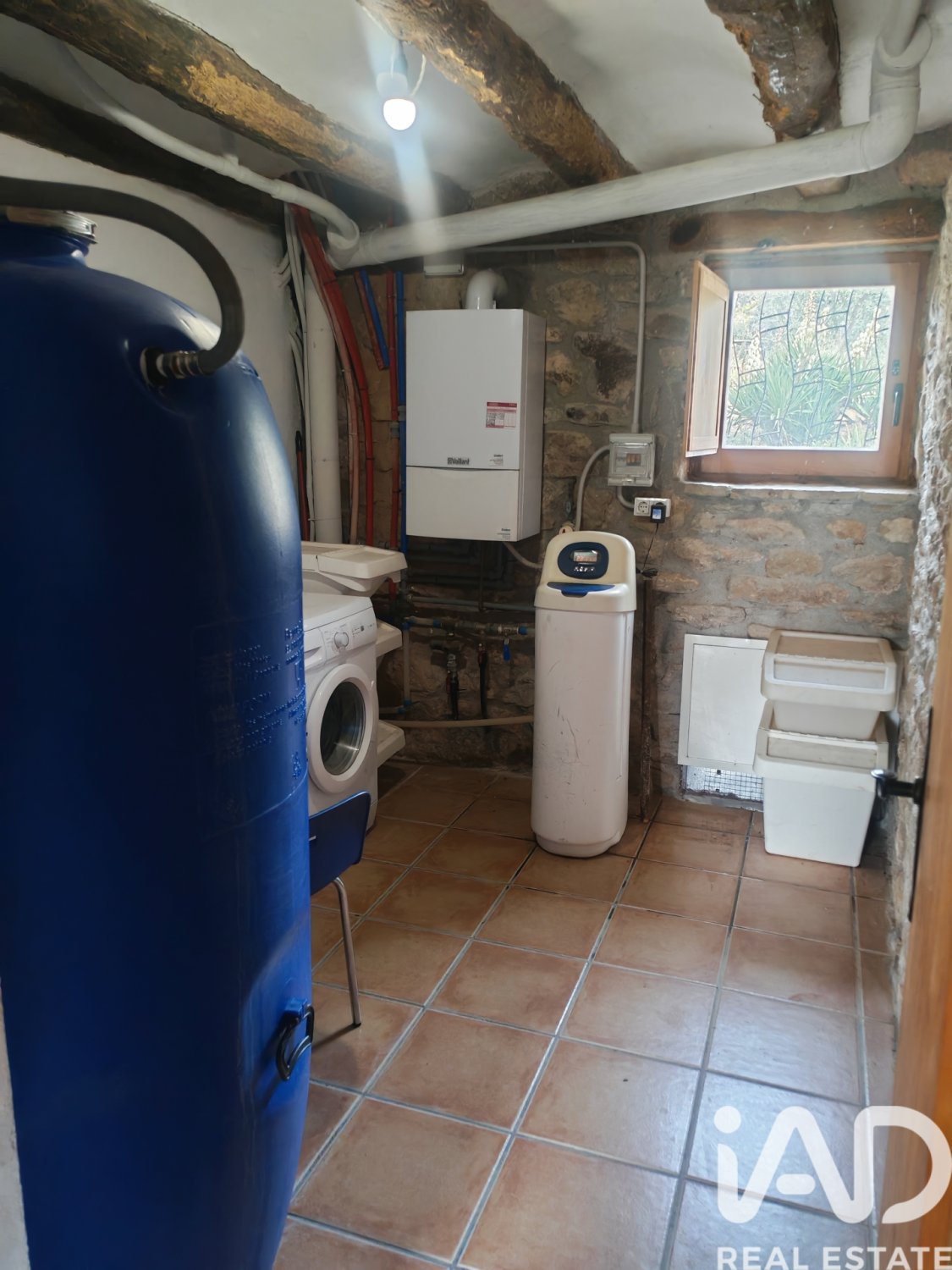 Hus i Artesa de Segre, Lleida, Spanien 5 sovrum, 617 kvm. Nr. 152857