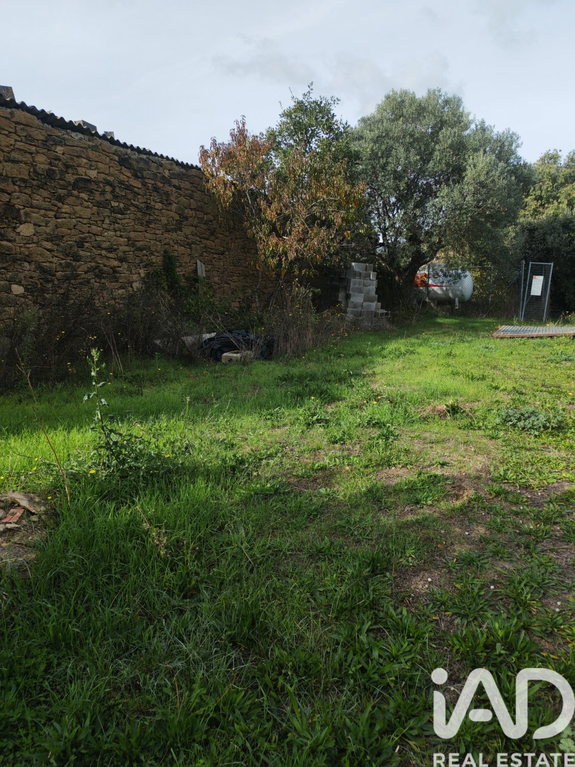 Hus i Artesa de Segre, Lleida, Spanien 5 sovrum, 617 kvm. Nr. 152857