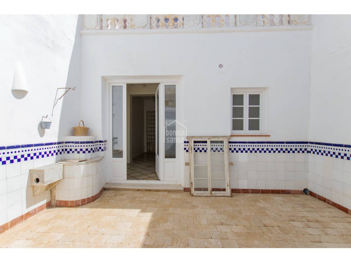 Casa adosada en Mahon, Menorca, España 4 dormitorios, 240 m2 No. 99740