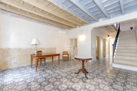 Townhouse in Mahon, Menorca, Spain 4 bedrooms, 240 sq.m. No. 99740