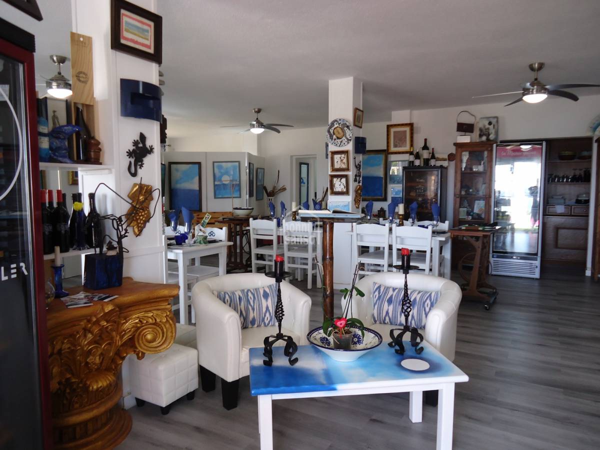 Kahvila / Ravintola Es Mercadal, Menorca, Espanja 184 m2 No. 99741