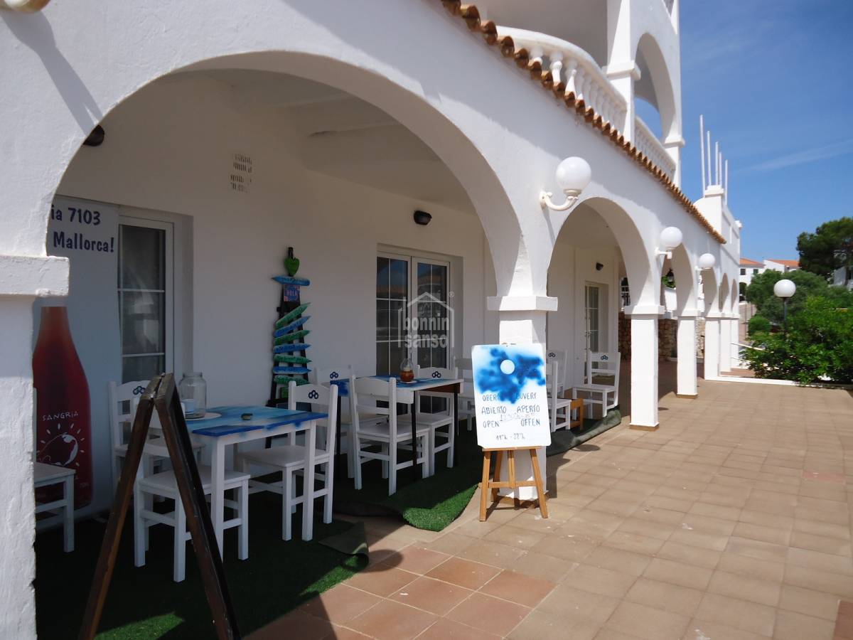 Kahvila / Ravintola Es Mercadal, Menorca, Espanja 184 m2 No. 99741