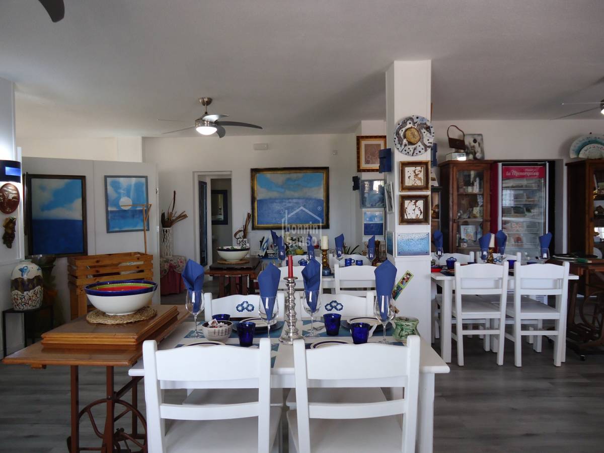 Kahvila / Ravintola Es Mercadal, Menorca, Espanja 184 m2 No. 99741