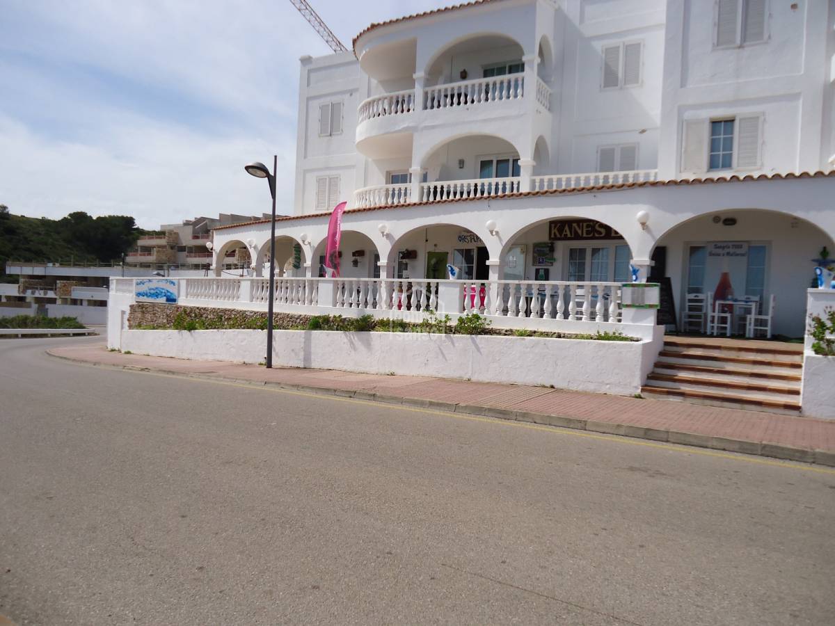 Kahvila / Ravintola Es Mercadal, Menorca, Espanja 184 m2 No. 99741