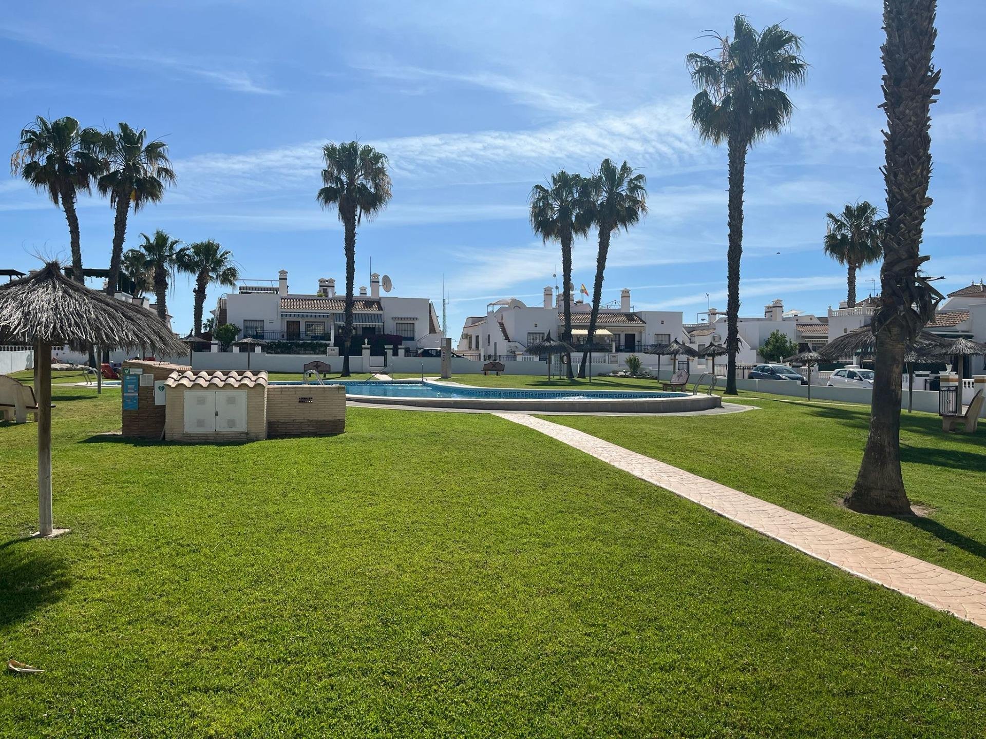 Apartamento en Genoves, València, España 2 dormitorios, 78 m2 No. 192297