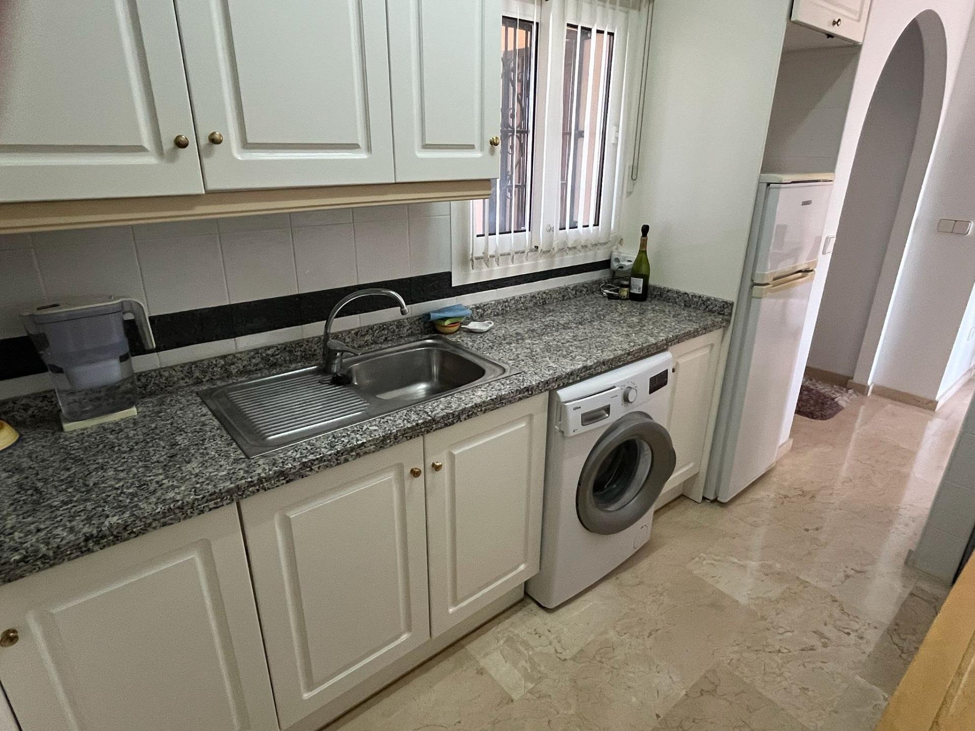 Apartamento en Genoves, València, España 2 dormitorios, 78 m2 No. 192297