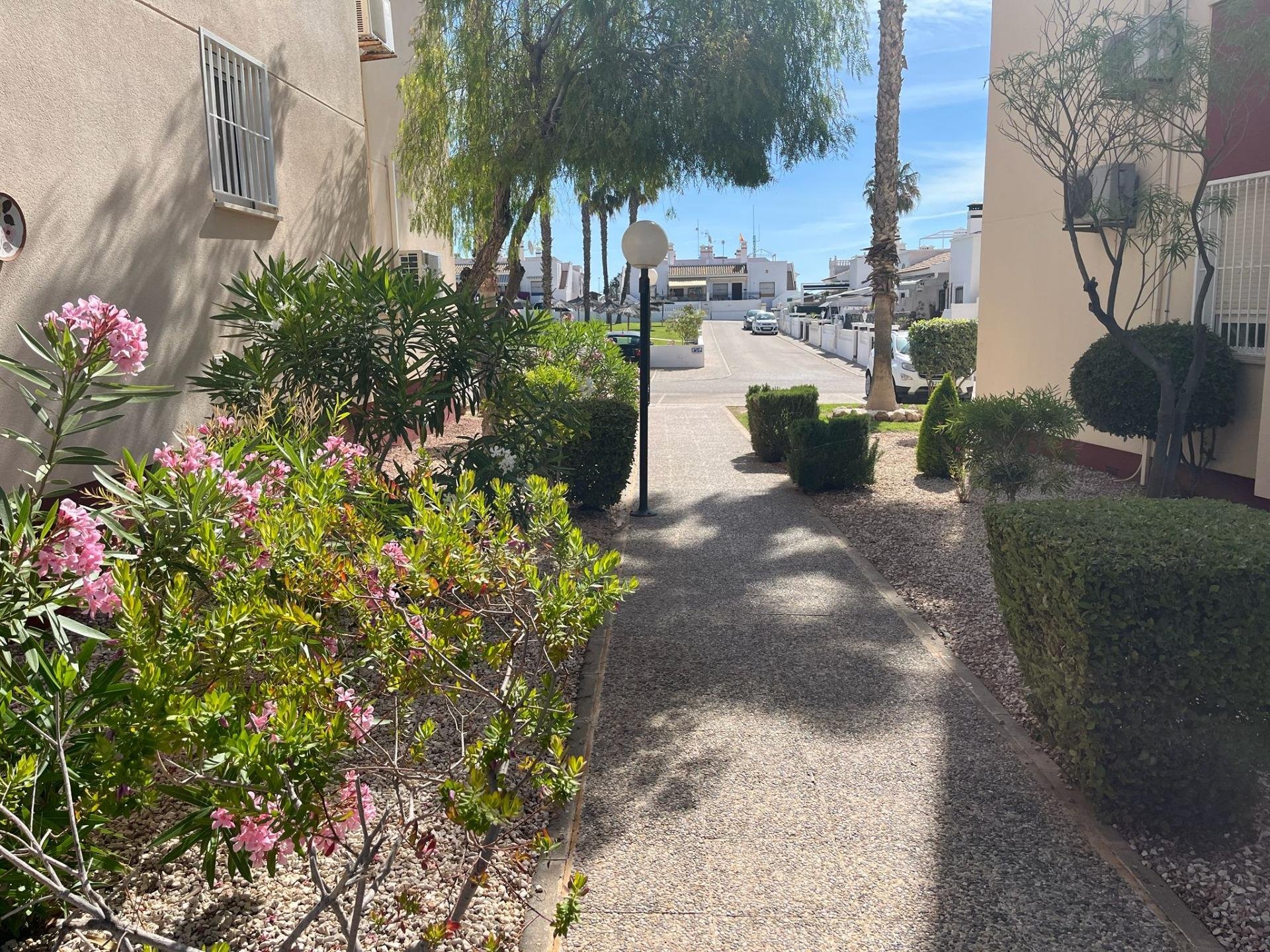 Apartamento en Genoves, València, España 2 dormitorios, 78 m2 No. 192297