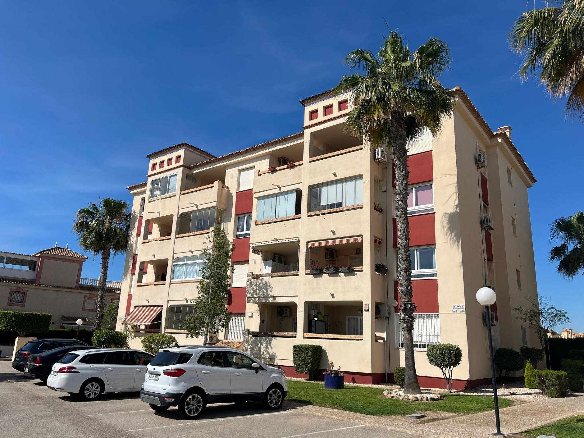 Apartamento en Genoves, València, España 2 dormitorios, 78 m2 No. 192297