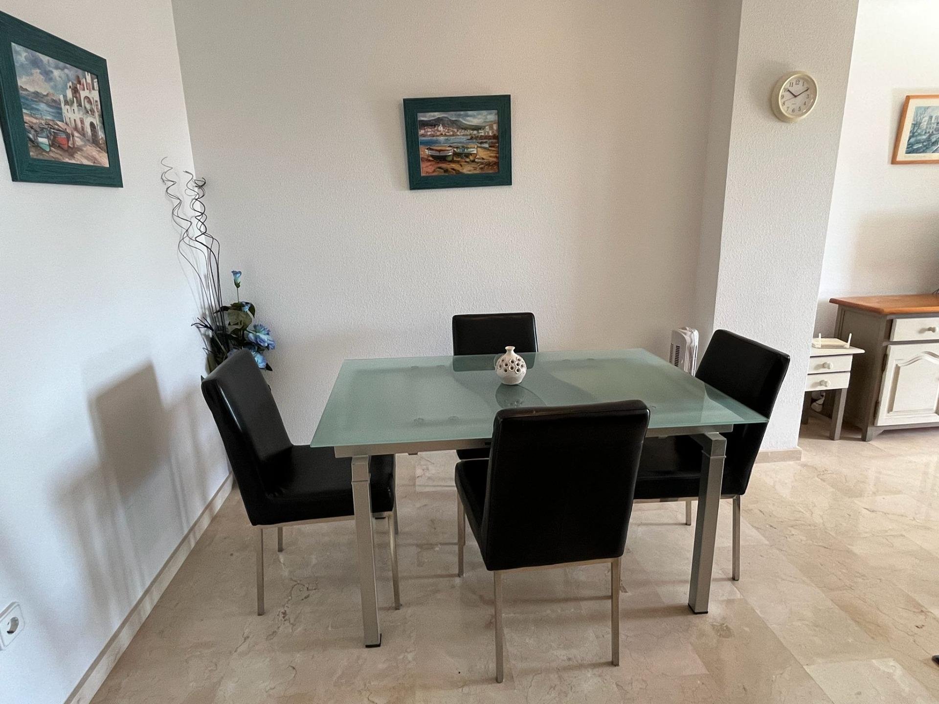 Apartamento en Genoves, València, España 2 dormitorios, 78 m2 No. 192297