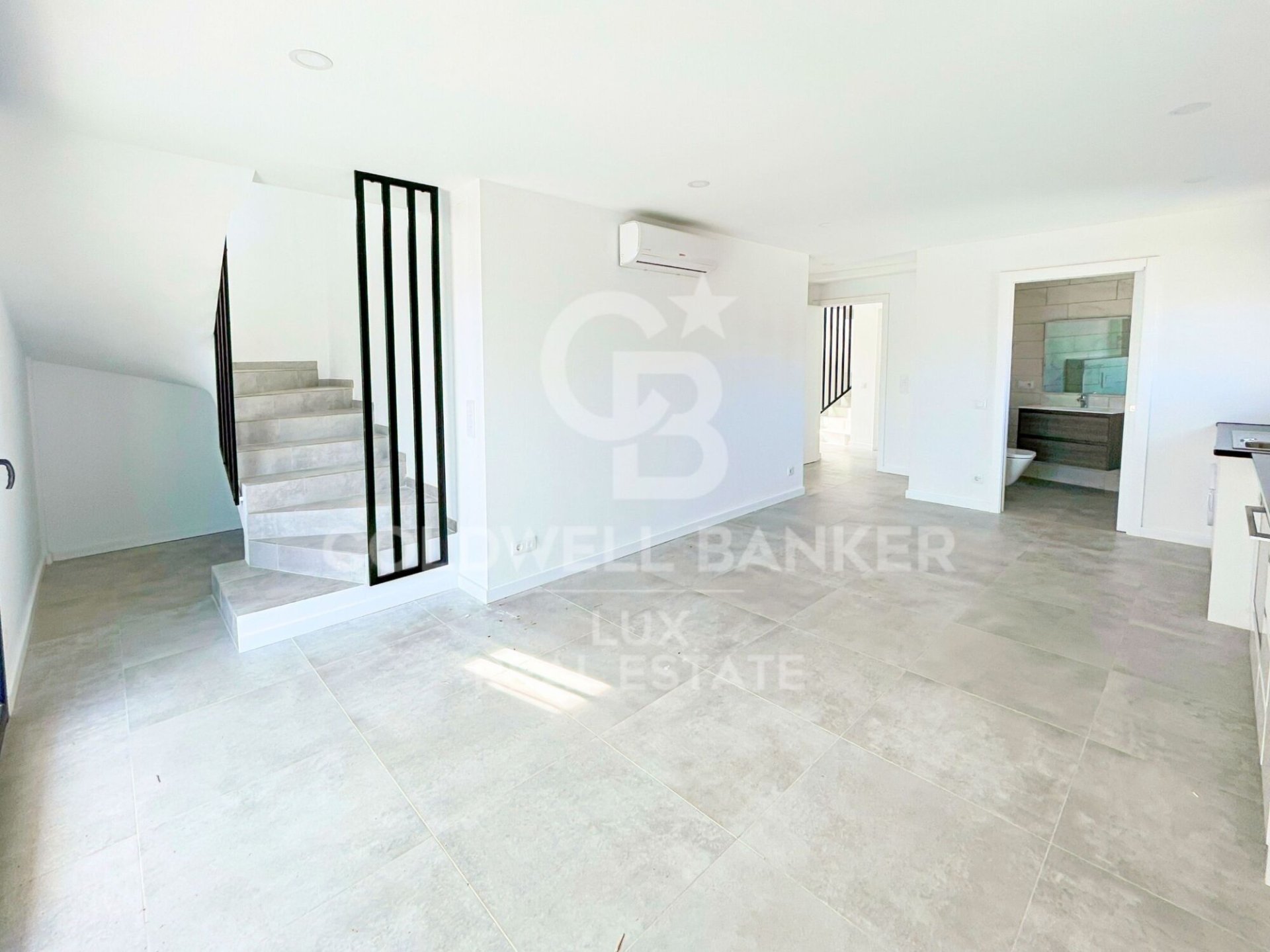 Дуплекс в Розы, Герона, Испания 2 спальни, 61м2 №160258