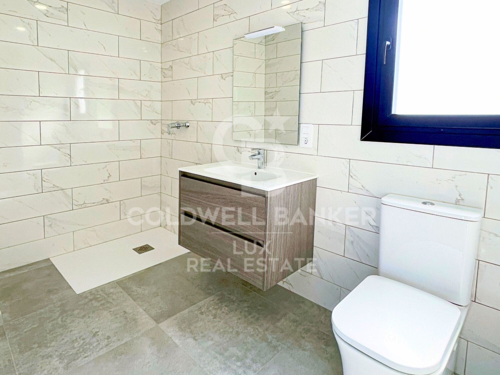 Takvåning i Roses, Girona, Spanien 2 sovrum, 58 kvm. Nr. 160256