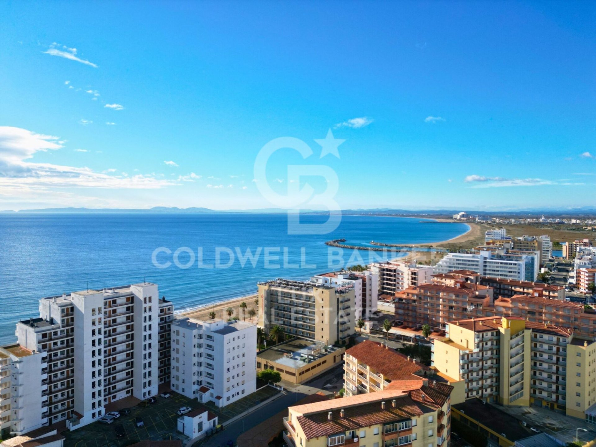 Tvåvåningslägenhet i Roses, Girona, Spanien 2 sovrum, 78 kvm. Nr. 160257