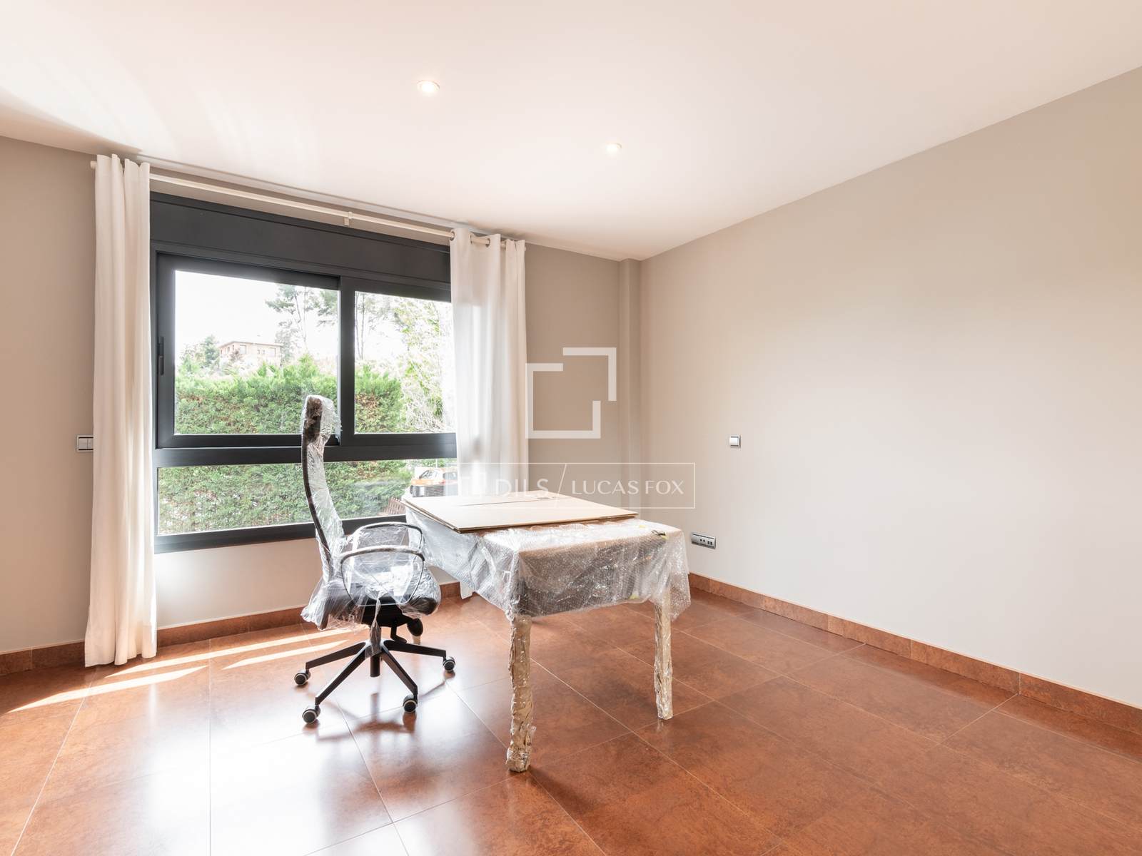 Villa in Bellaterra, Barcelona, Spain 6 bedrooms, 620 sq.m. No. 150861