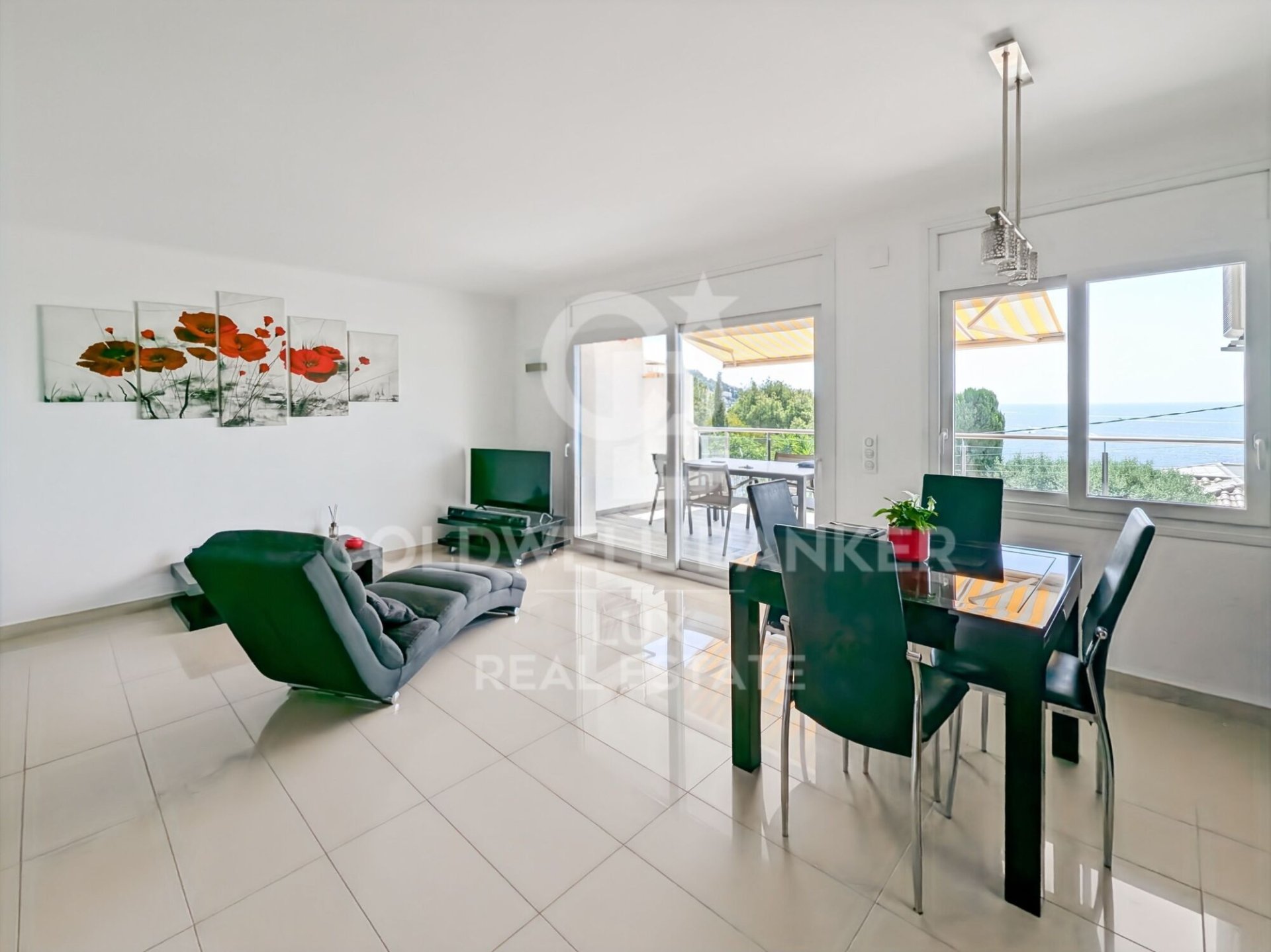 Apartamento en Roses, Gerona, España 2 dormitorios, 71 m2 No. 158598