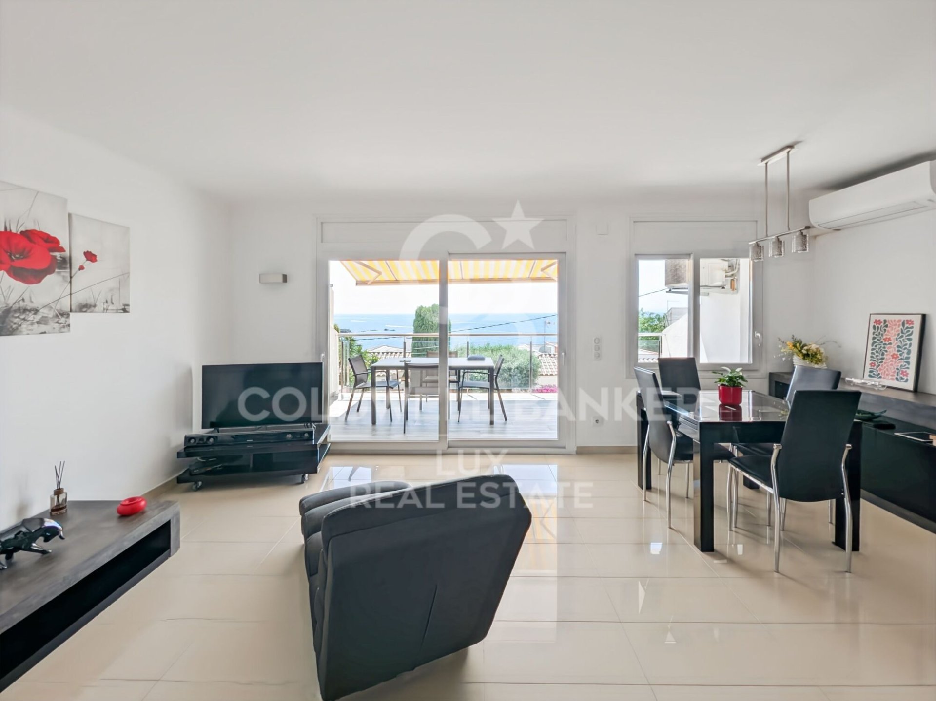 Apartamento en Roses, Gerona, España 2 dormitorios, 71 m2 No. 158598