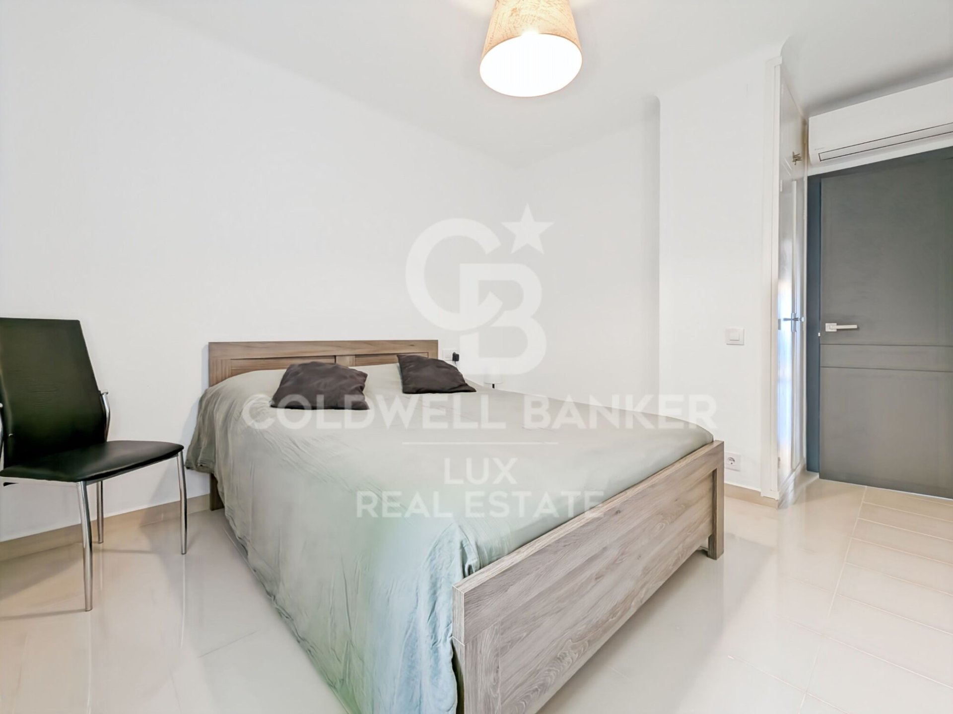 Apartamento en Roses, Gerona, España 2 dormitorios, 71 m2 No. 158598